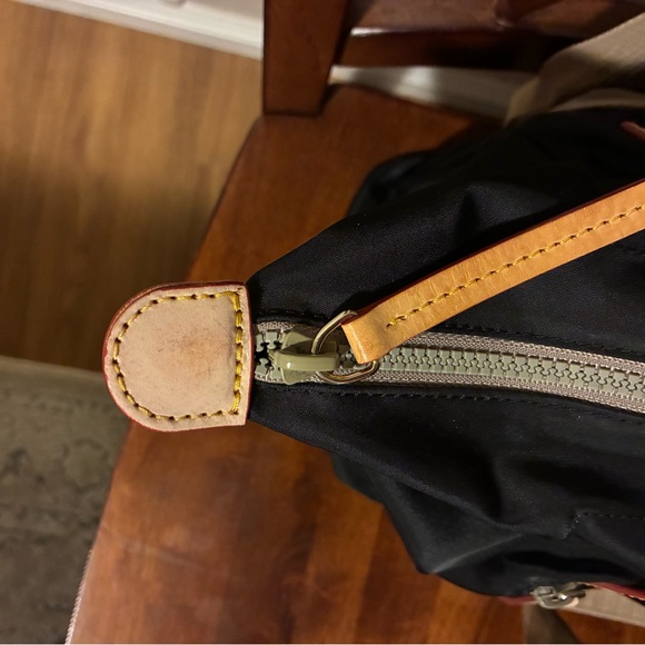 Dooney & Bourke Tote - Picture 7 of 11